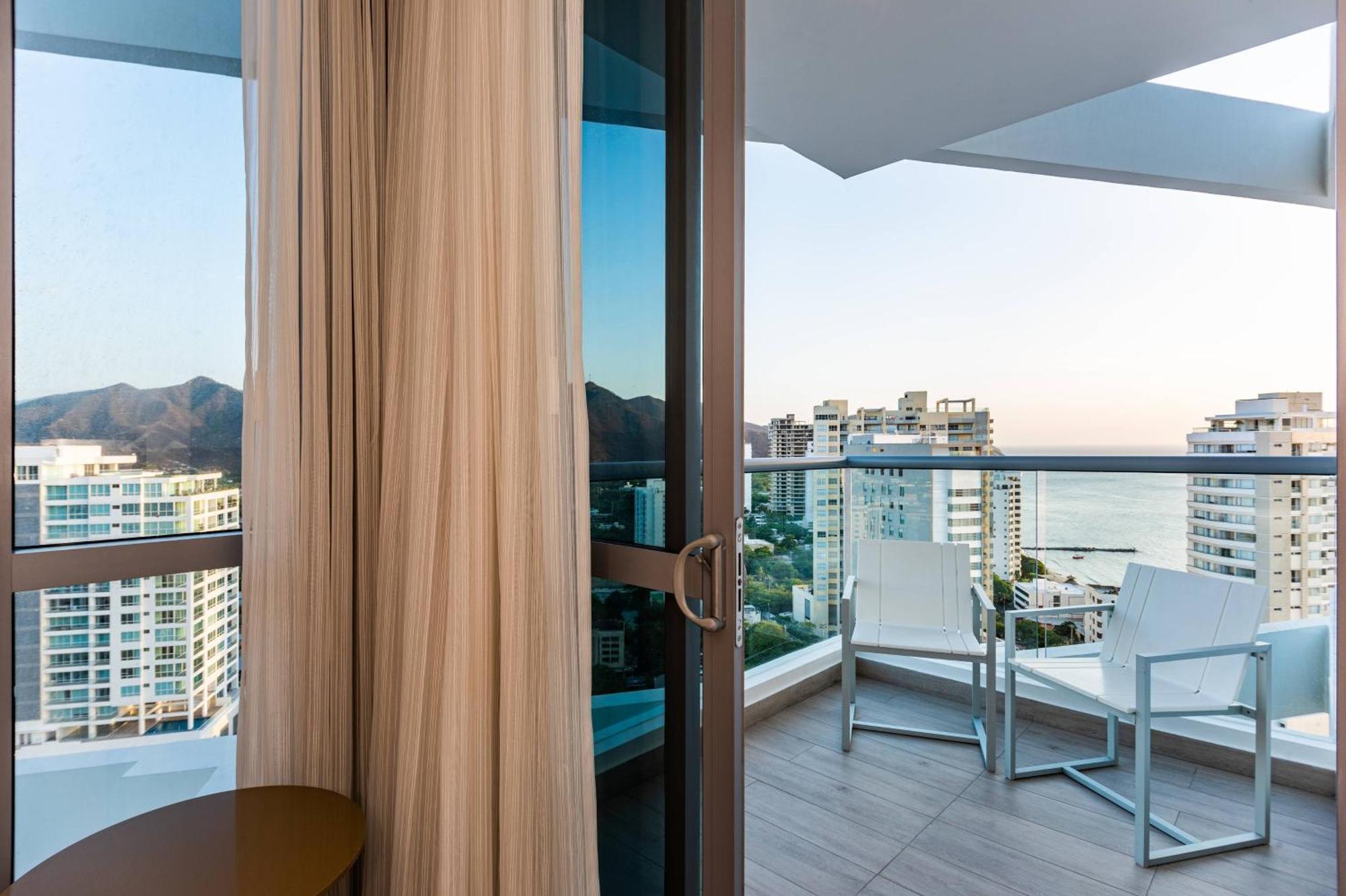 Ac Hotel By Marriott Santa Marta Екстериор снимка